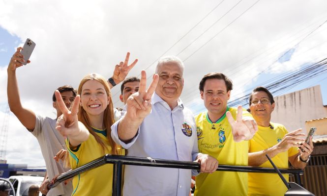 Alfredo Gaspar declara apoio a Rodrigo Valadares para o Senado durante ato de Flávio Bolsonaro em Sergipe