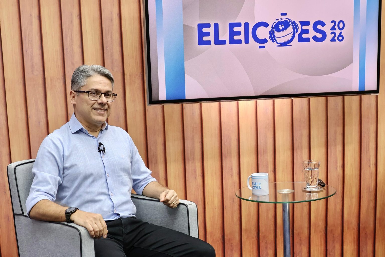 “Uma pessoa honesta consegue, sim, atuar na política”, afirma Alessandro Vieira em entrevista